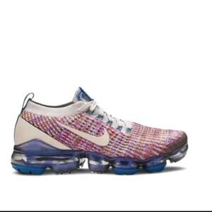 Nike Womens Air Vapor Max Flyknit 3 Sneaker In Desert Sand/Vivid Purple 7.5